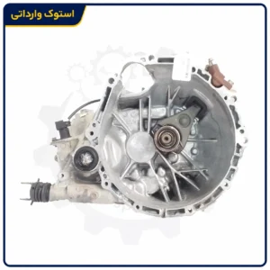 گیربکس استوک دستی نیسان ماکسیما اصلی مناسب خودروهای دنده‌ای از نمای روبرو